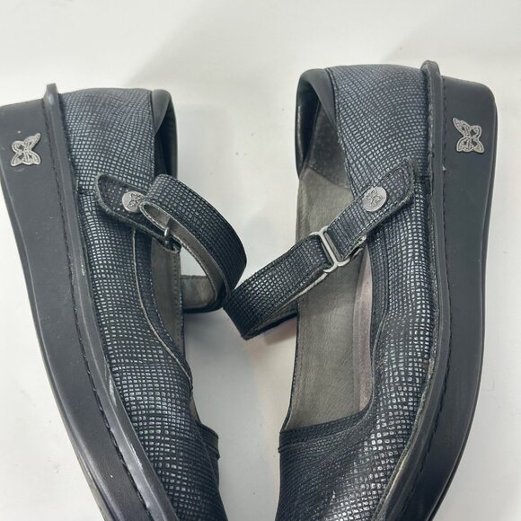 Alegria Black Mary Jane Shoes With Textured Pattern & Adjustable Strap - Picture 5 of 13